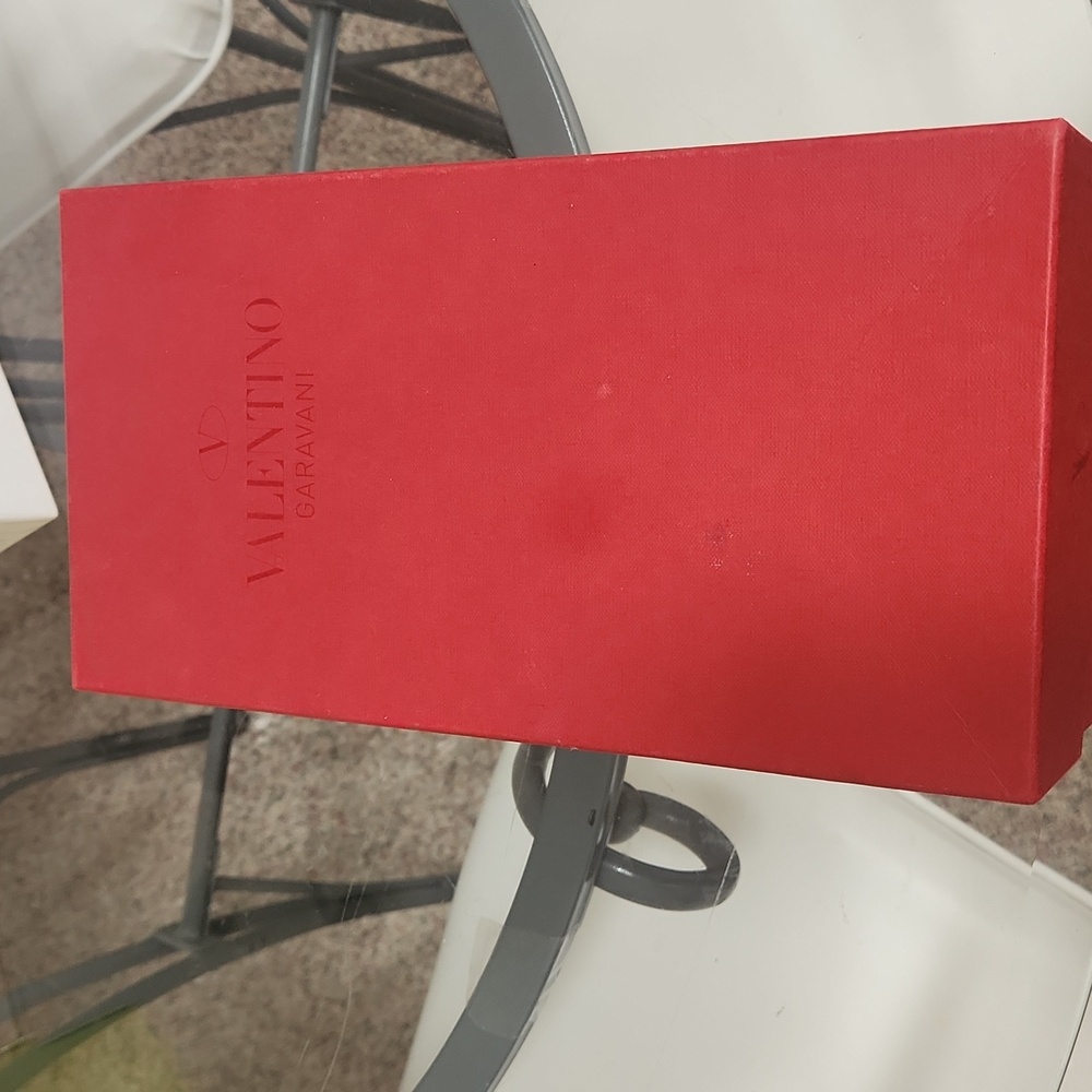 Valentino empty shoe box